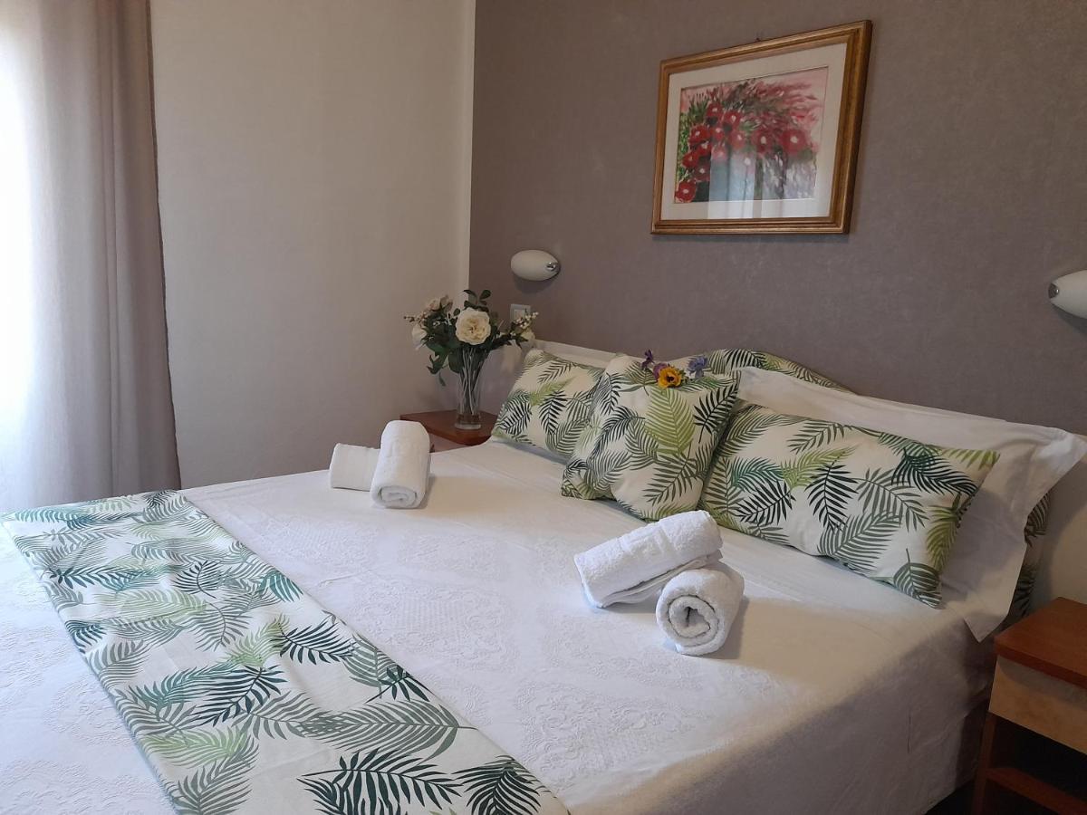 Hotel Tirrenia Chianciano Terme Bagian luar foto